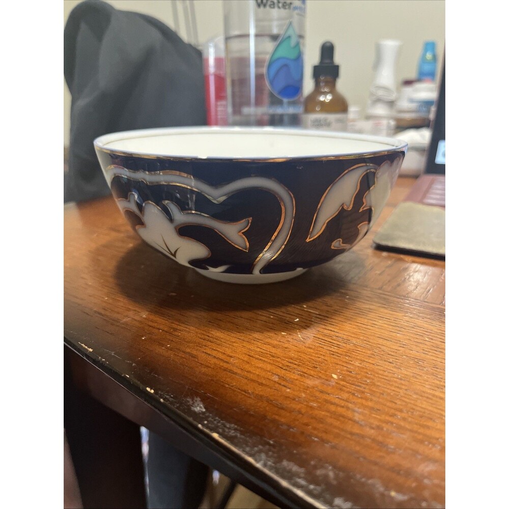 Lomonosov St. Petersburg Cobalt Blue Cotton Flower Porcelain Bowl Small Chip